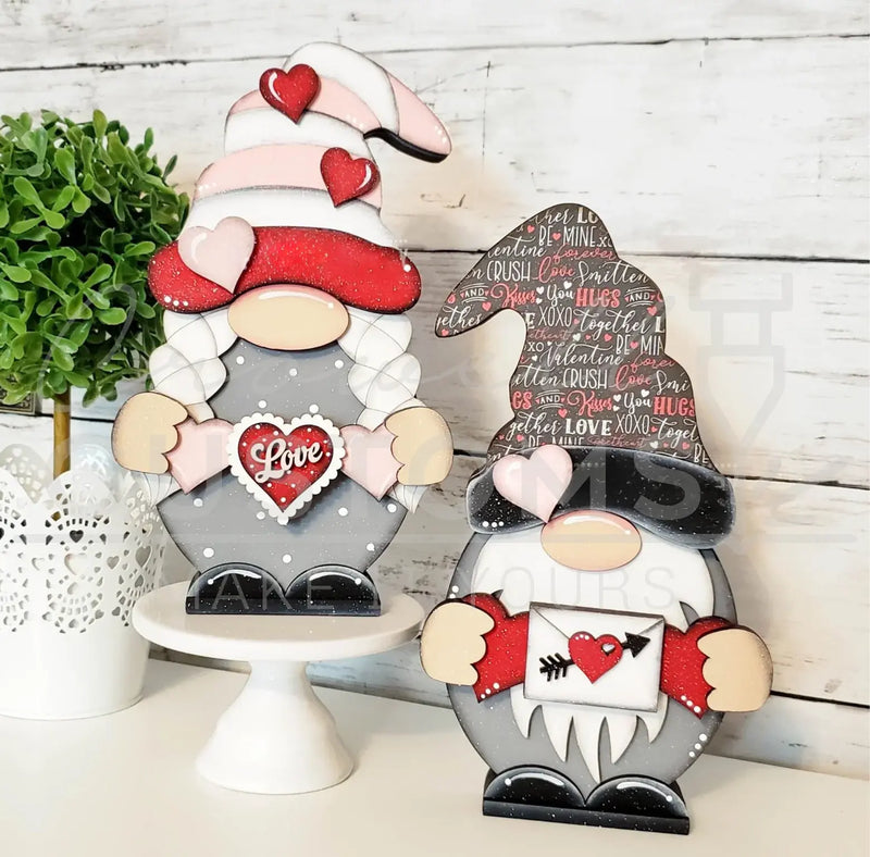 Interchangeable-Gnomes Crowell Customs