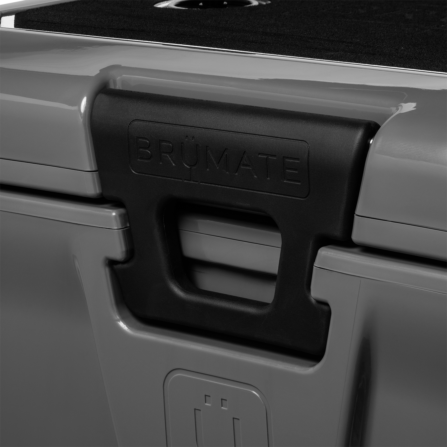 BrüMate 20qt BrüTank - Charcoal 