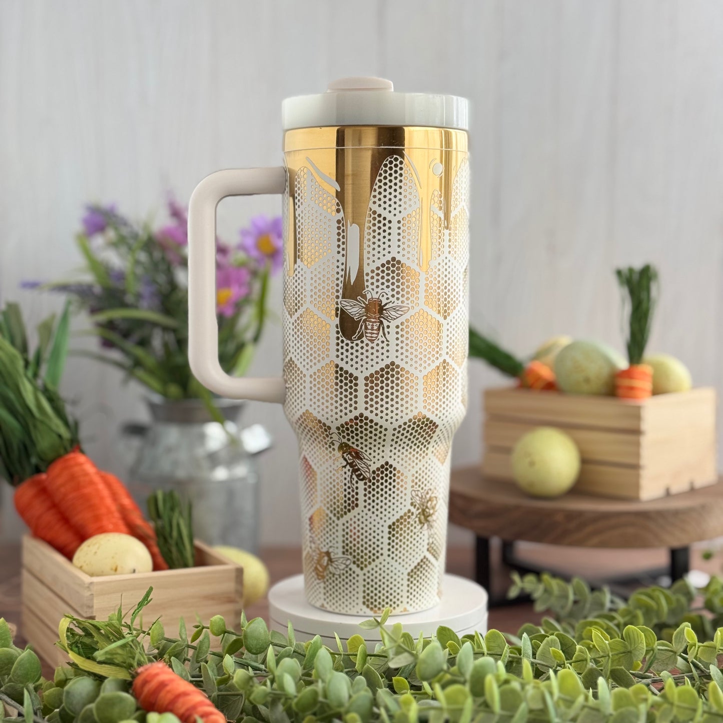 Honeycomb | Honey Bee Engraved White to Gold 40oz Tumbler