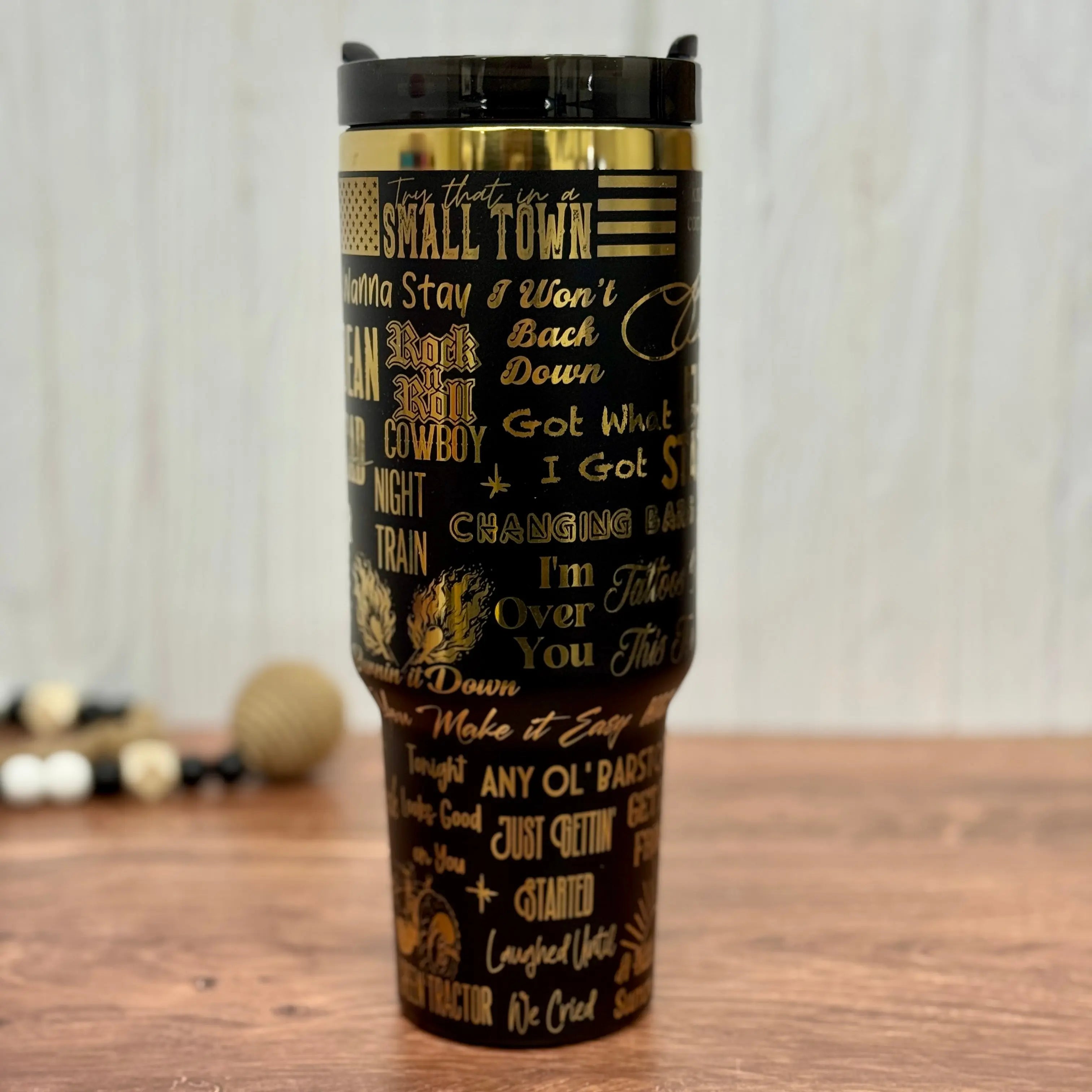 Jason Aldean Engraved Black to Gold 40oz 