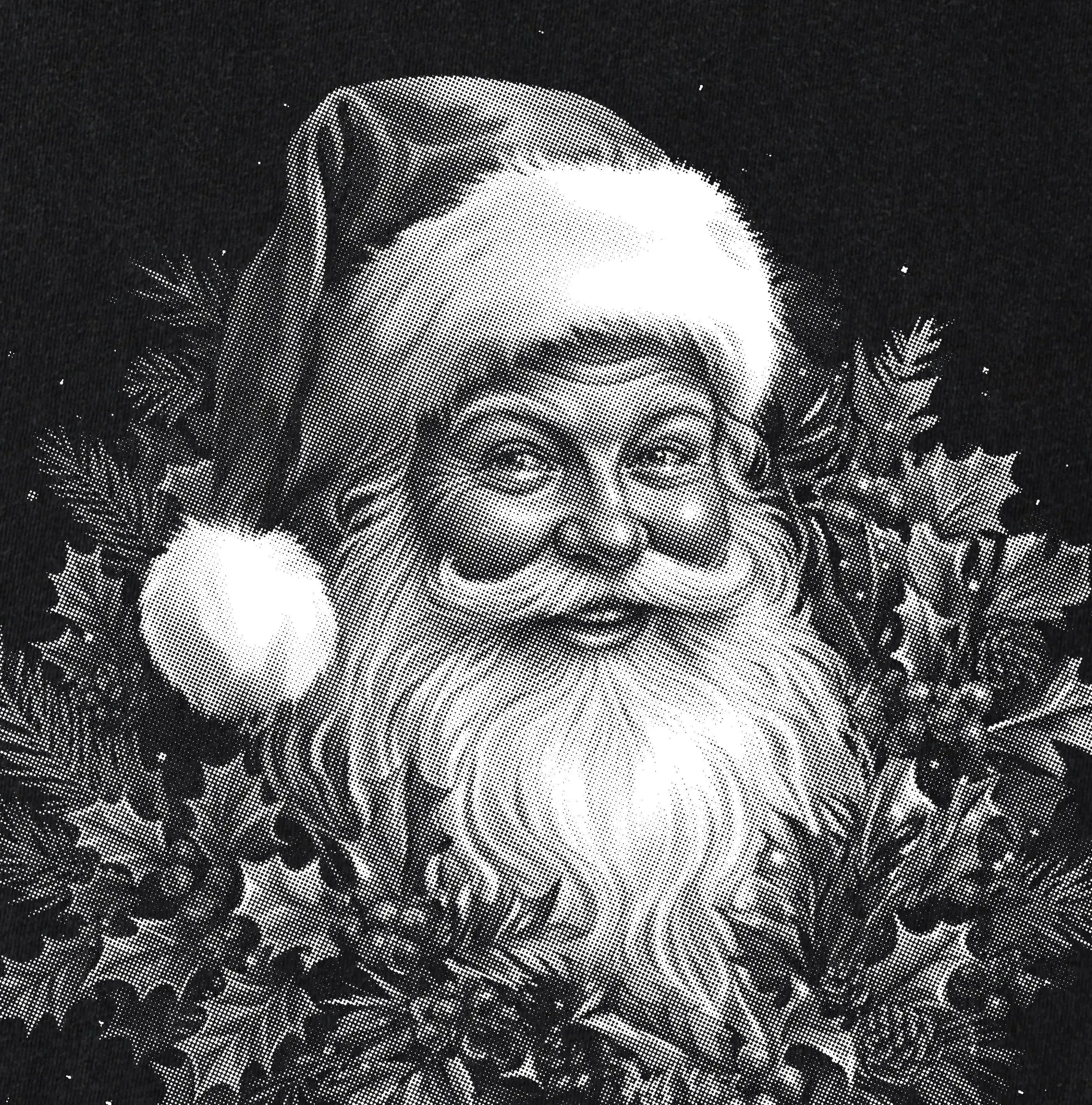 Retro Vintage Santa Mistletoe Wreath (v2) – Tee / Long Sleeve / Hoodie / Crewneck
