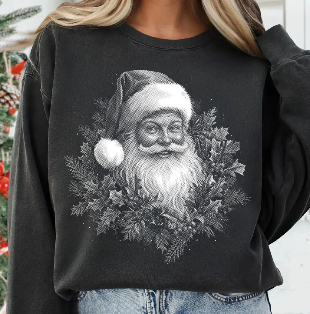 Retro Vintage Santa Mistletoe Wreath (v2) – Tee / Long Sleeve / Hoodie / Crewneck