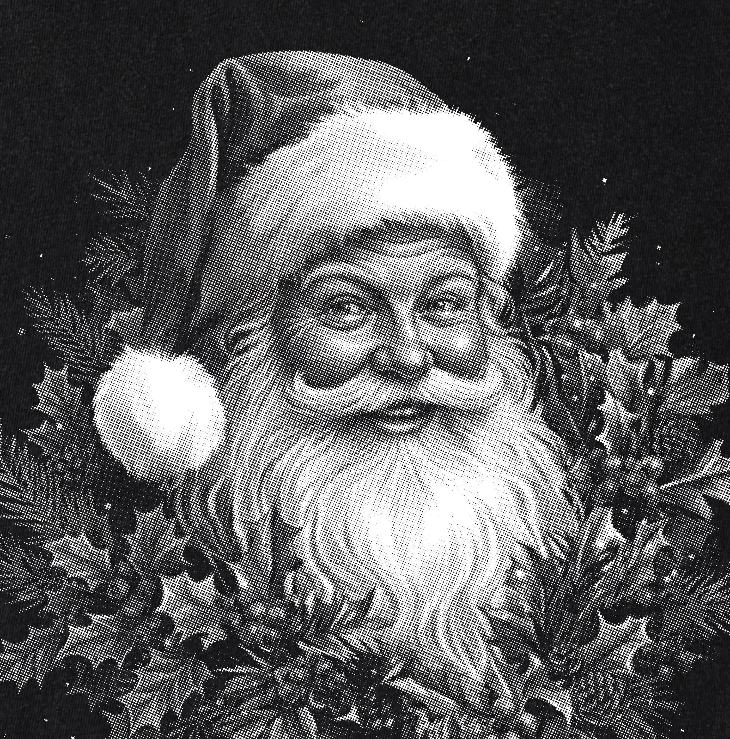 Retro Vintage Santa Mistletoe Wreath (v2) – Tee / Long Sleeve / Hoodie / Crewneck